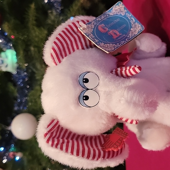 8 Inch Vintage 80's Christmas Dreams Applause Candy Cane White Elephant Plush - Picture 2 of 6